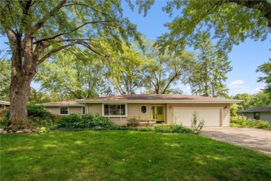 Lake Home Sale Pending in Burnsville, Minnesota