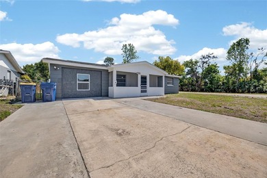 Welcome Home! This beautifully reimagined 3-bedroom, 2-bathroom - photo 4