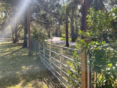 Weeki Wachee River Lot For Sale in Weeki Wachee Florida