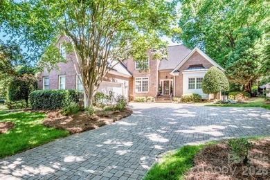 Welcome to 19568 Meta Rd, in popular Diane Shores, a waterfront - photo 1