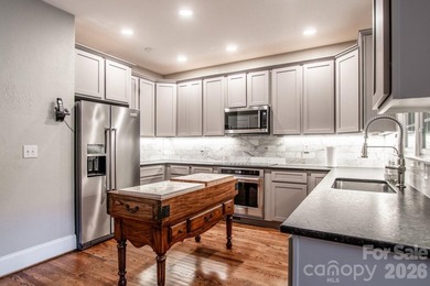 Welcome to 19568 Meta Rd, in popular Diane Shores, a waterfront - photo 9