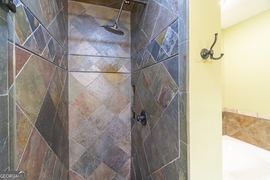 Are you looking for an ACTIVE SHORT TERM RENTAL PROPERTY with - photo 27