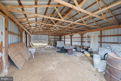 Hunt! Fish! Build! Rent! Develop! Divide! Homestead! Yes, the - photo 9