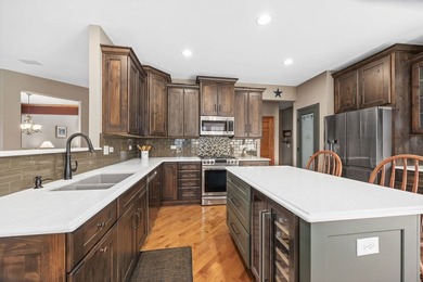 Located in acclaimed Naperville School District 204 and served - photo 8