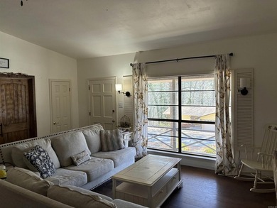 Cozy Hot Springs Village home featuring a rustic look in a quiet - photo 15