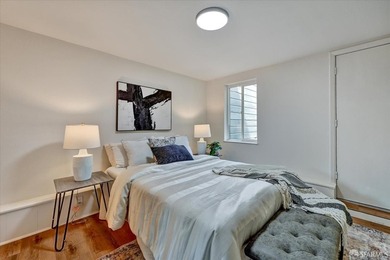Beautiful Central Sunset semi-detached home ideally located just - photo 31