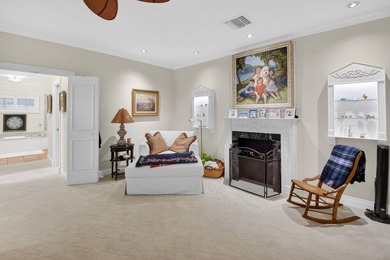 Pristine, traditional home offering 3 bedrooms/den with over - photo 33