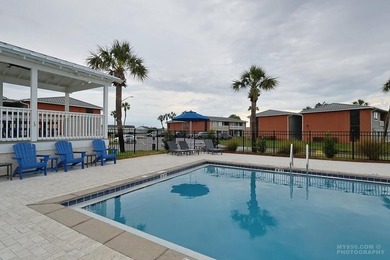 Fully furnished and rental-ready! This 2 bed, 2 bath unit - photo 35
