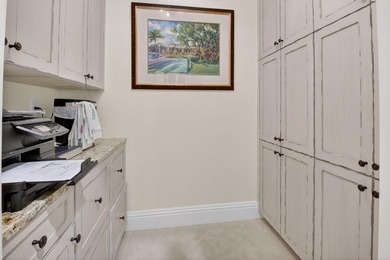 Pristine, traditional home offering 3 bedrooms/den with over - photo 36