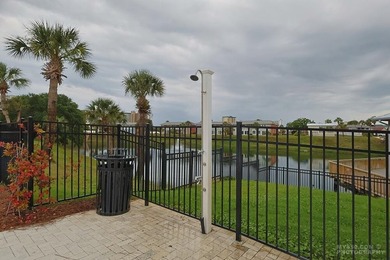 Fully furnished and rental-ready! This 2 bed, 2 bath unit - photo 38
