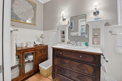 Pristine, traditional home offering 3 bedrooms/den with over - photo 38