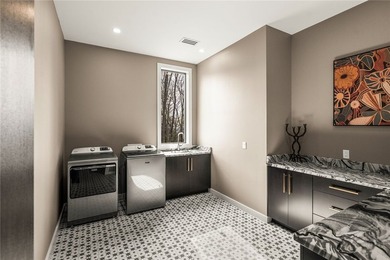 Designed by Polk Stanley Wilcox Architects and engineered into - photo 42