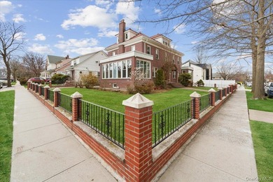 Welcome to the heart of Bayside - a rare opportunity to own a - photo 3
