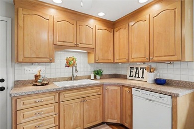 Stretch Out & Relax In This Fantastic 4-Level Split Level - photo 10
