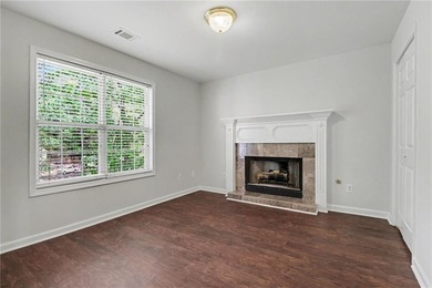 Welcome home to this spacious and well-designed property - photo 14