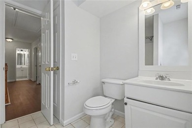 Welcome home to this spacious and well-designed property - photo 21