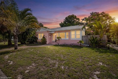 Under contract-accepting backup offers. Charming concrete block - photo 2