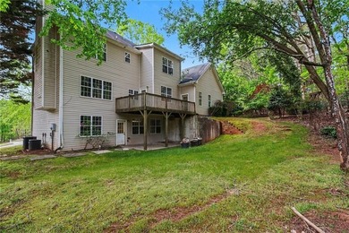 Welcome home to this spacious and well-designed property - photo 31