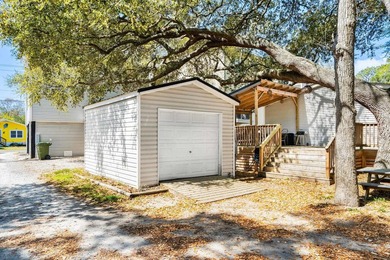 MUST SEE... EXCELLENT LOCATION ON LARGE DOUBLE LOT NEAR THE - photo 40