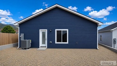 Enjoy stunning mountain views from this beautiful new custom - photo 3