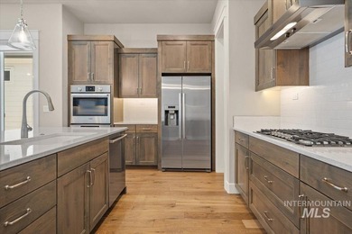 The PRAIRIE HARVEST floorplan by Brighton offers stylish - photo 6