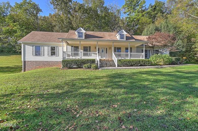 Patrick Henry Lake Home For Sale in Kingsport Tennessee