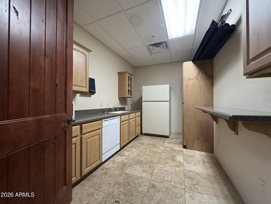 Lake View, Close Proximity to Downtown Havasu, Professional - photo 14