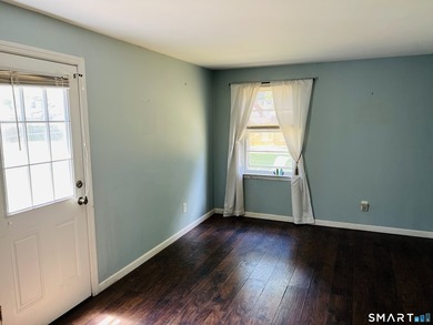 What a terrific, convenient location near beautiful Holly Pond - photo 5