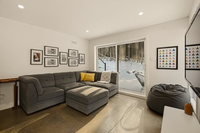 Construite en 2022, cette residence offre un acces direct au lac - photo 10