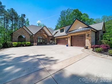 Welcome to your own private waterfront oasis in the prestigious - photo 3
