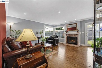 MAJOR Price Improvement! Reduced by $100,000. Exceptional Value! - photo 17