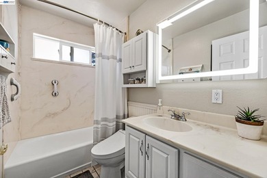 MAJOR Price Improvement! Reduced by $100,000. Exceptional Value! - photo 26
