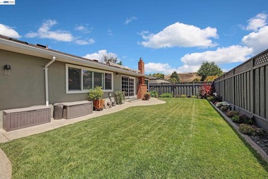 MAJOR Price Improvement! Reduced by $100,000. Exceptional Value! - photo 28