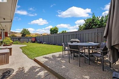 MAJOR Price Improvement! Reduced by $100,000. Exceptional Value! - photo 32