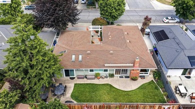MAJOR Price Improvement! Reduced by $100,000. Exceptional Value! - photo 34