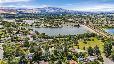 MAJOR Price Improvement! Reduced by $100,000. Exceptional Value! - photo 40