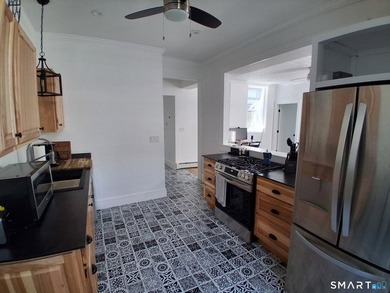 Ocean House is an eleven unit, mixed use, historic property - photo 13