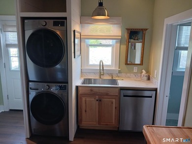 Ocean House is an eleven unit, mixed use, historic property - photo 35
