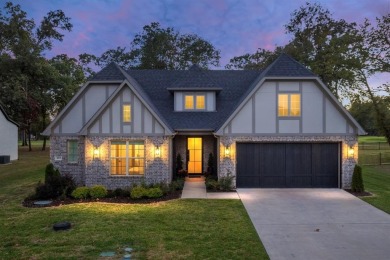 Cedar Creek Lake Home For Sale in Mabank Texas