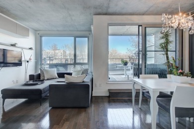 Lake Home For Sale in Montréal (Le Sud-Ouest),
