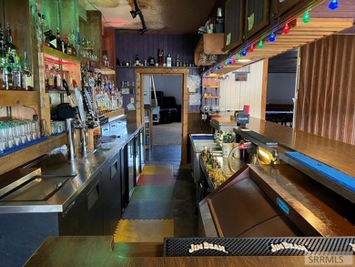Established restaurant & bar located on Main Street Challis just - photo 15