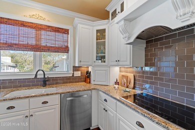 Absolute gem in Parker's Pointe. If you have been looking for a - photo 29