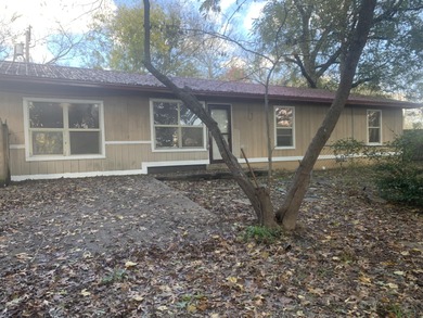 Elk River Home For Sale in Pineville Missouri