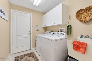 Welcome to this beautifully maintained 3-bedroom, 2-bath home - photo 47