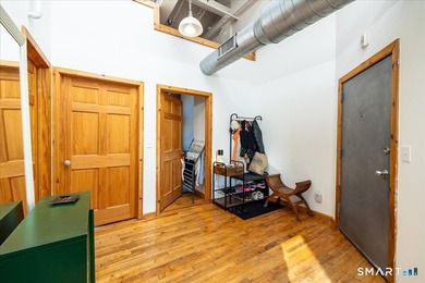 2 Bed, 2 Bath Loft Condo in Gated Community - Lofts on - photo 8