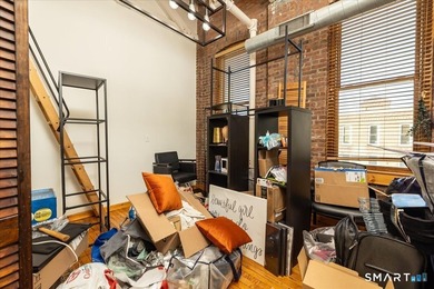 2 Bed, 2 Bath Loft Condo in Gated Community - Lofts on - photo 10