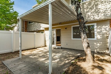 Well-located Orem townhome offering space, functionality, and - photo 13