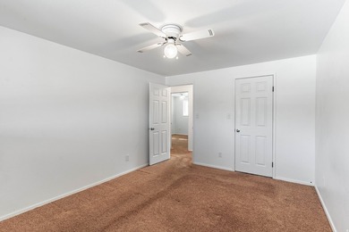 Well-located Orem townhome offering space, functionality, and - photo 15