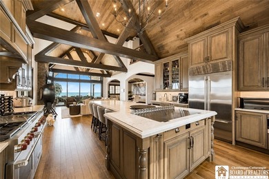 Luxury Lakefront Living! Experience breathtaking Lake Erie views - photo 16