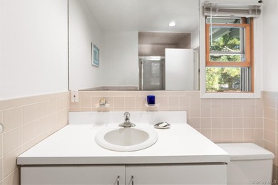 Discover a hidden gem with breathtaking water views in the - photo 18